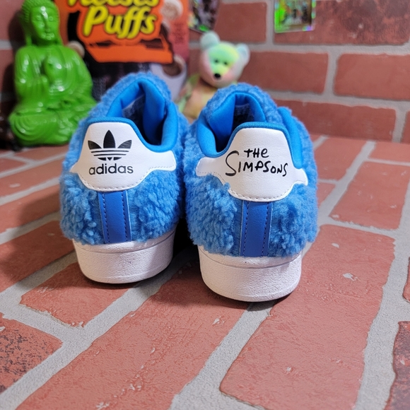 The Simpsons X Adidas Superstar Marge Simpson - Picture 4 of 9